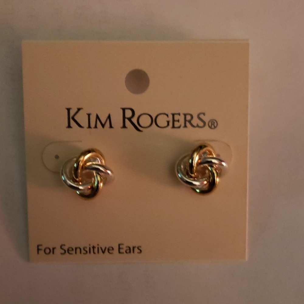 Kim Roger's earrings